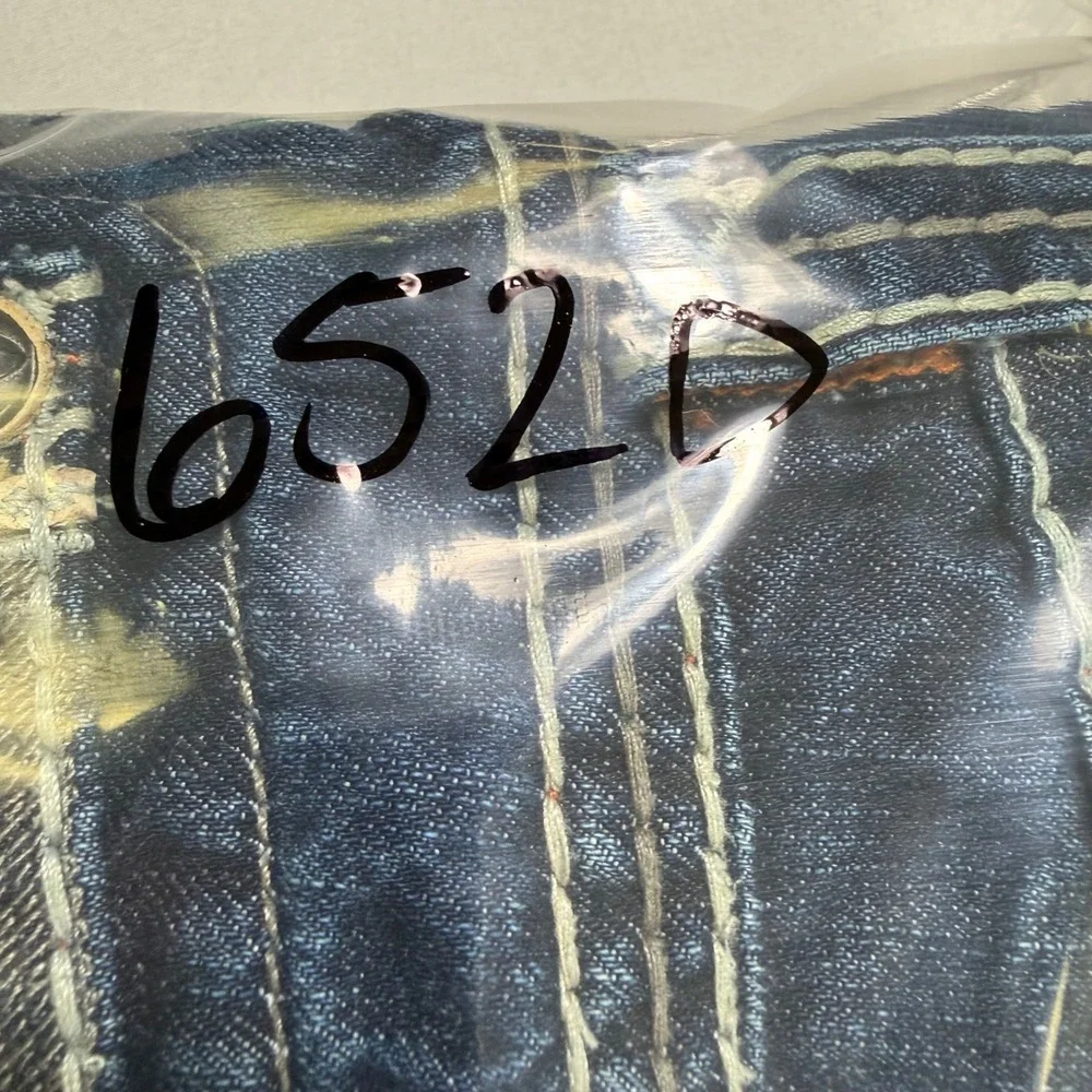 Rock Revival Jeans Mens 36 (Fits 37x28) Blue Dino Relaxed Straight Distressed